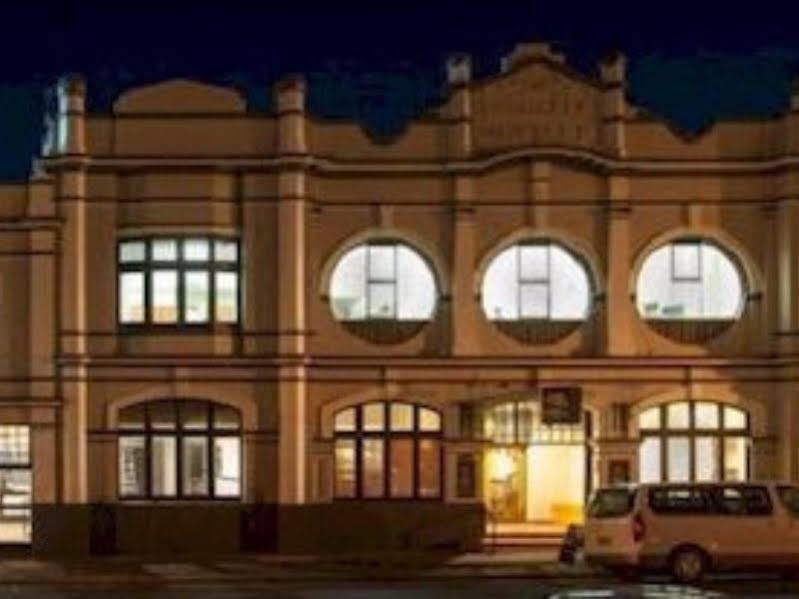 The Cornwall Historic Hotel Launceston Exterior foto